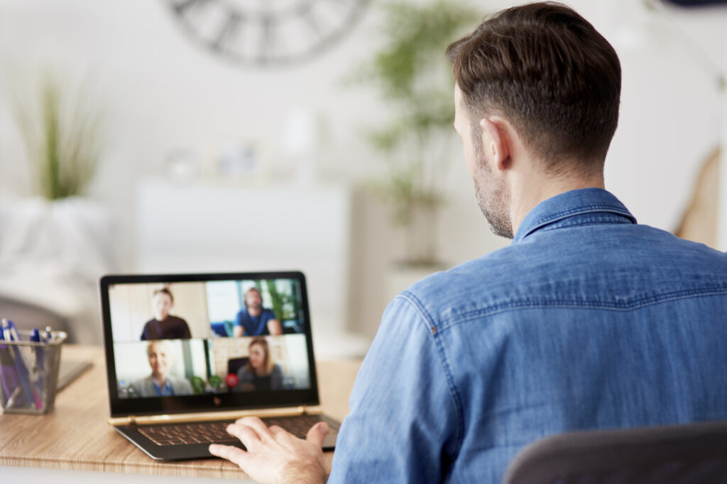 Reuniões em excesso? Como elas podem influenciar na rotina